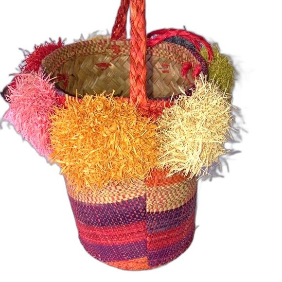 POM POM Mini Crossbody Straw Bucket Back Colorful Fun 5.75 x  5 inches - Picture 4 of 10